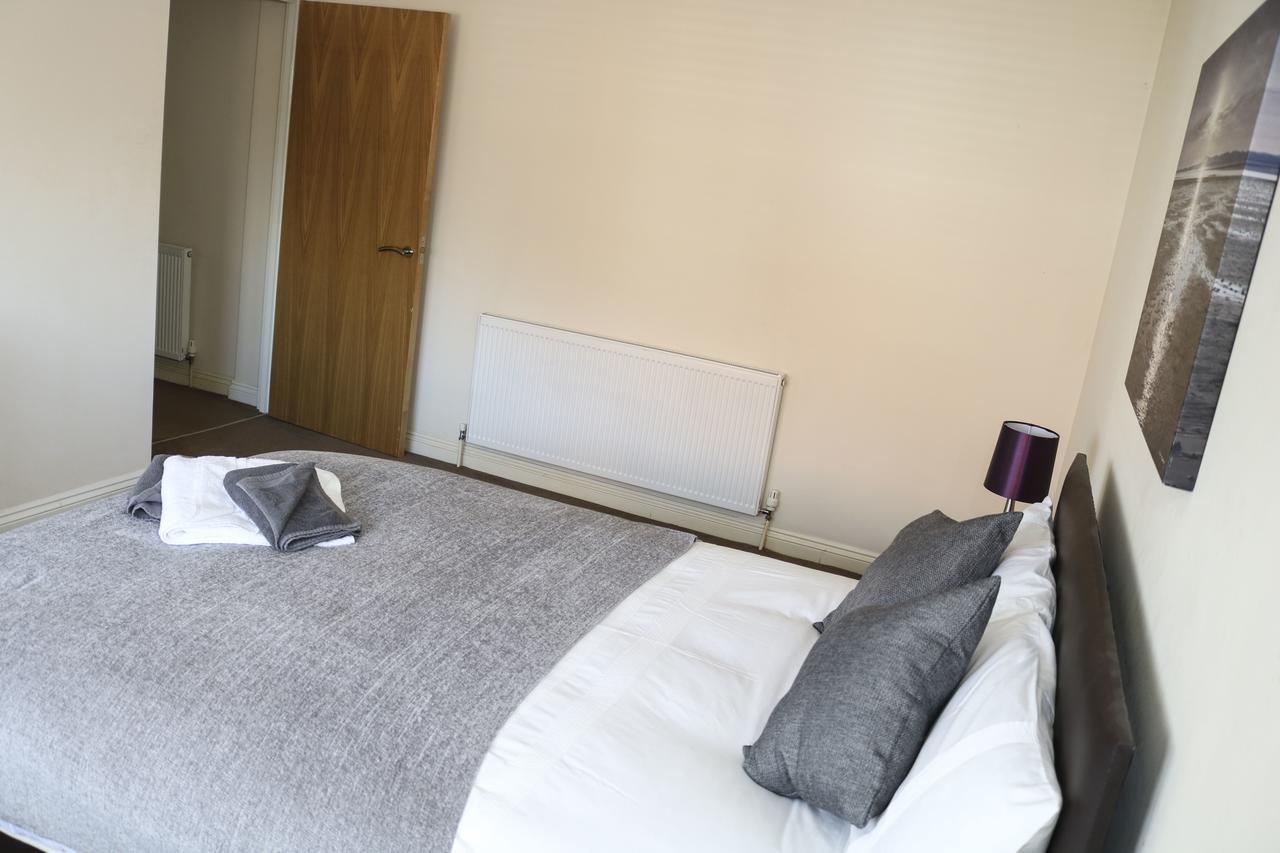 Parks Nest 5 Apartment Kingston upon Hull Exterior photo